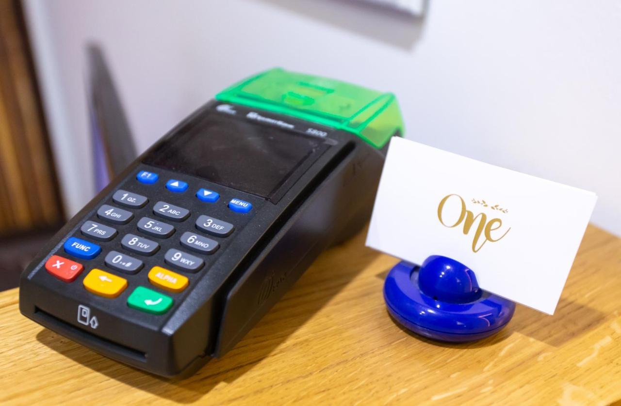 Hotel One Umanʼ Εξωτερικό φωτογραφία