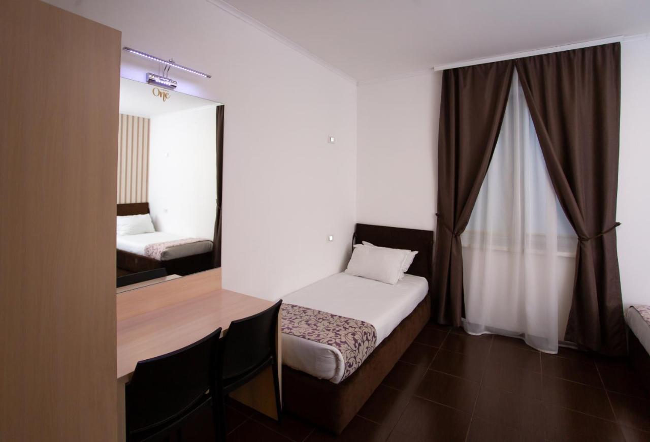 Hotel One Umanʼ Εξωτερικό φωτογραφία